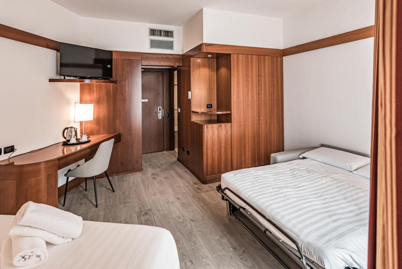 BB Hotels Smarthotel Re Milano Nord Sesto San Giovanni Buitenkant foto